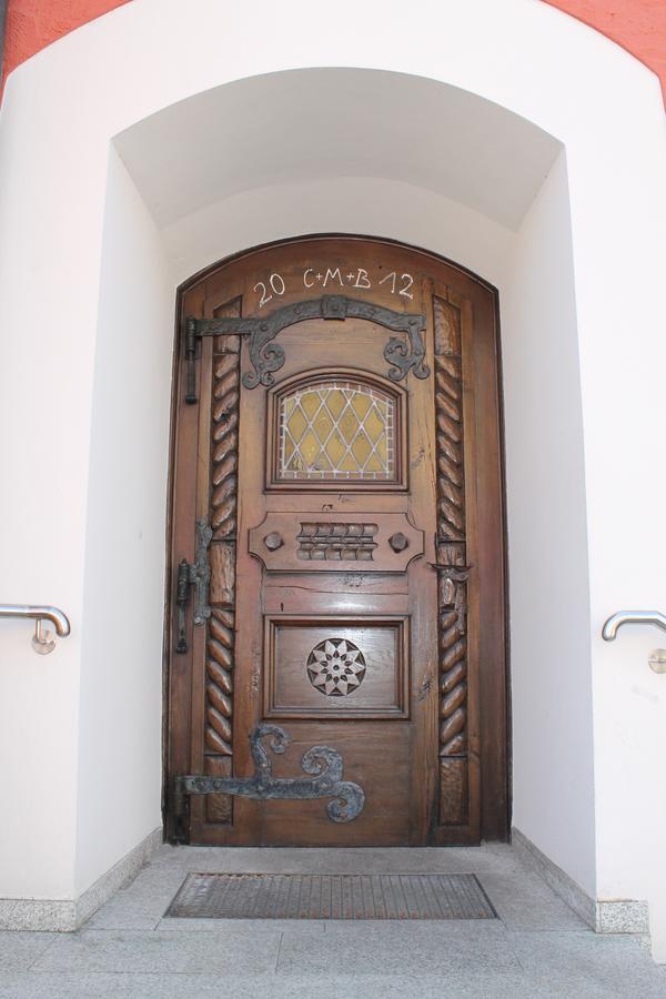 Hotel-Gasthof Zum Hirschen Durrwangen Buitenkant foto